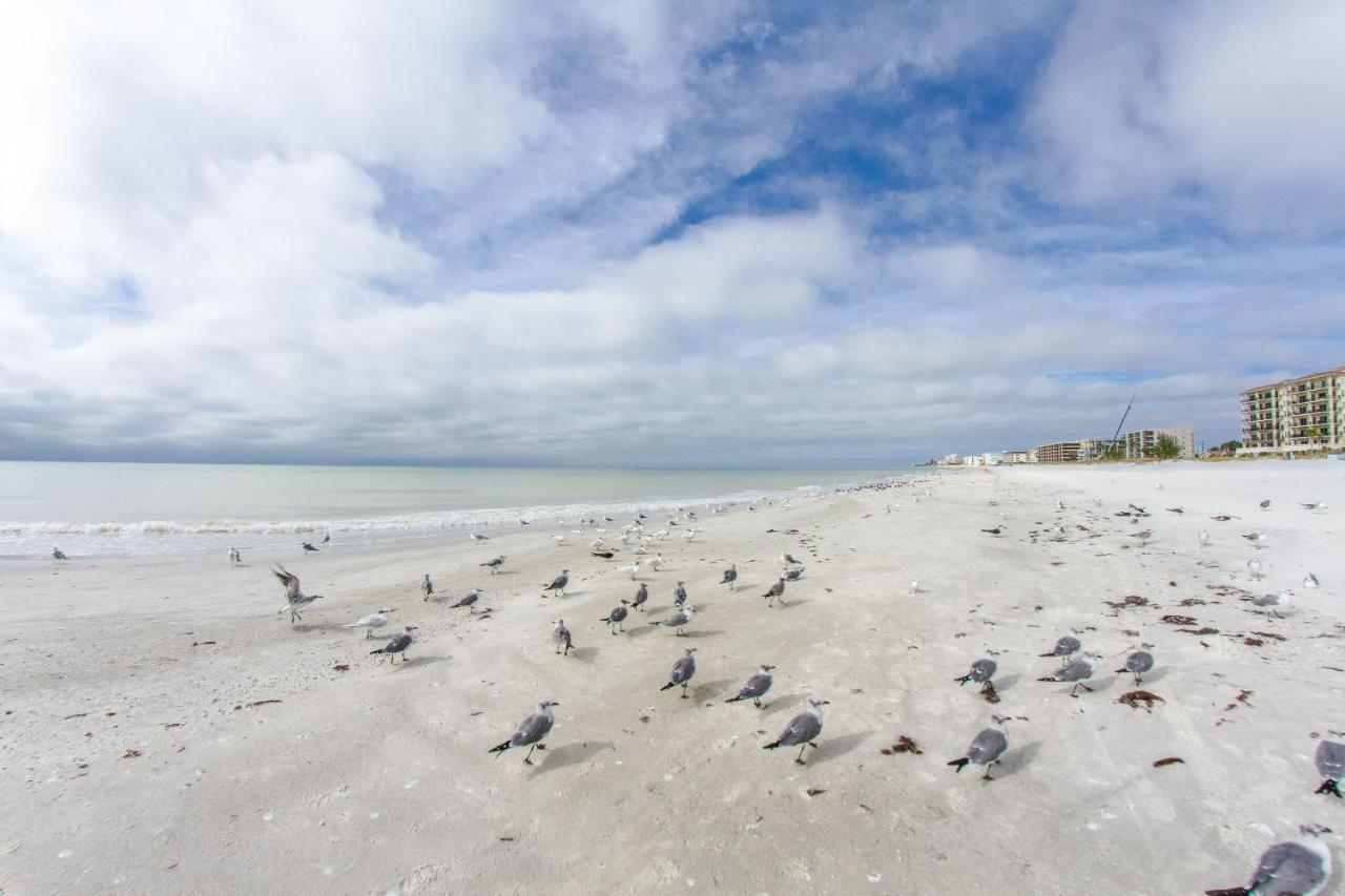 407 Beach Place Condos St. Pete Beach Ngoại thất bức ảnh
